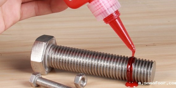防止螺丝松动的胶叫什么胶？