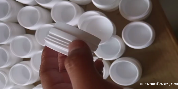 汇瑞PP专用胶水，帮助塑料制品公司解决PP塑料膏盒粘接难题