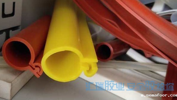 硅胶可以用什么胶水粘