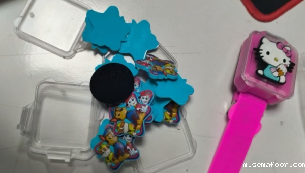 硅胶胶水，硅胶粘ABS，硅胶公仔粘ABS塑料用哪种胶水好？