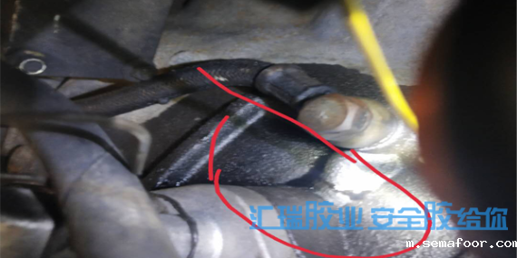 汇瑞铁质修补胶解决发动机裂纹问题