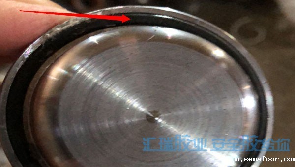 橡胶粘金属胶水