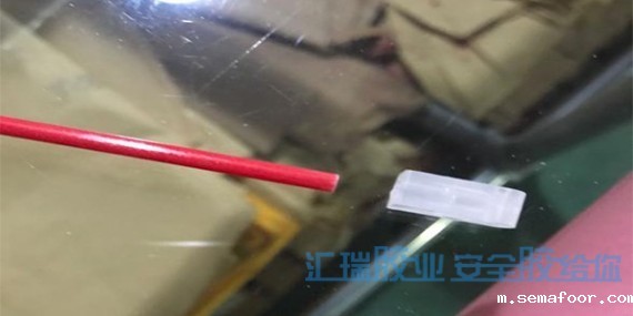 PP快干胶水解决灯笼骨架粘接问题