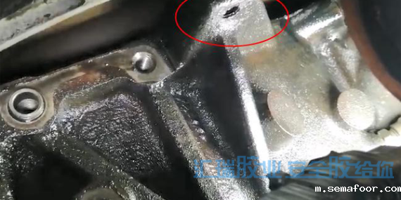 发动机漏油怎么办？用汇瑞发动机缸体修补剂省时又省力！