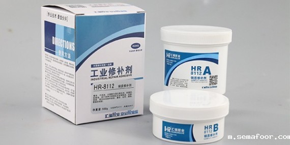 如何用钢质修补剂修复生锈的金属表面？