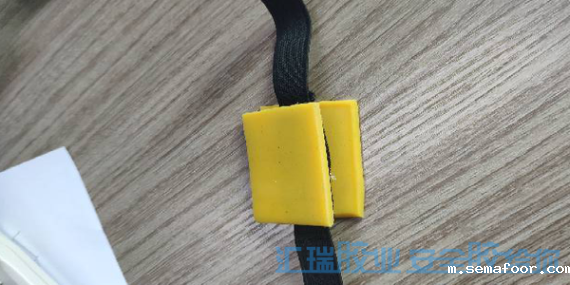 纺织纤维与软硅胶用什么胶水粘?等汇瑞工程师为您解答