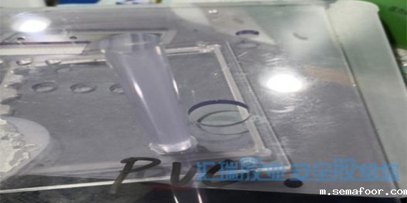 硬PVC互粘用什么胶？汇瑞PVC硬质胶水能解决