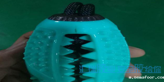 pvc快干胶帮助宠物用品公司解决狗咬玩具tpr与abs的粘接问题