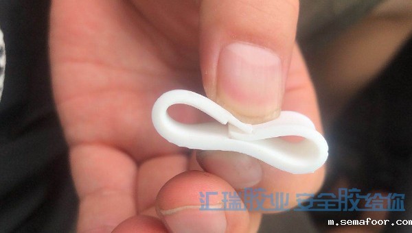 硅胶条对接胶水