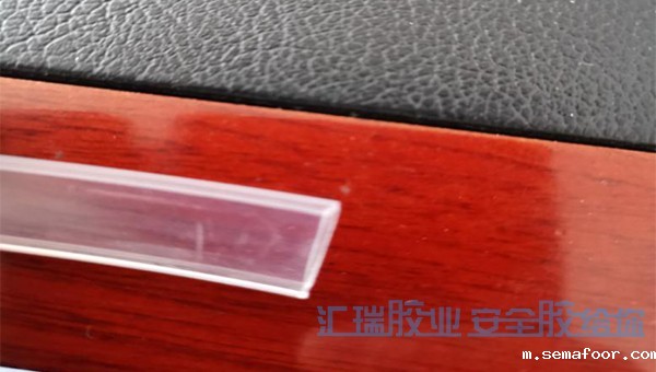 pvc材质用什么胶水粘