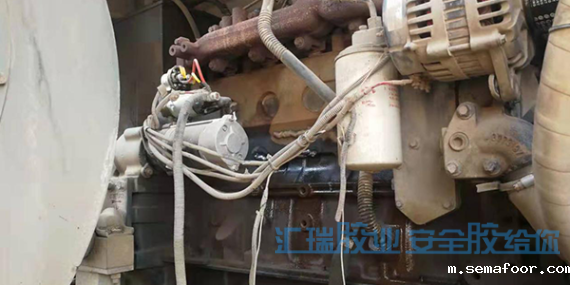 发动机缸体修复剂帮助客户解决发动机缸体漏油问题